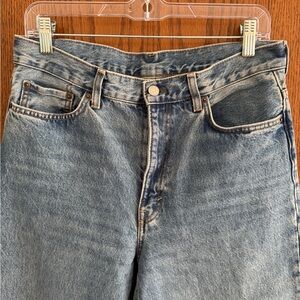 COS brand -  Tapered Arch Ankle Denim